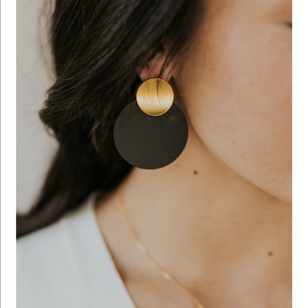 ✨ ROOLEE All dolled up earrings NWT ✨